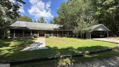 290 Bear Cave Trl, Lakemont, GA 30552