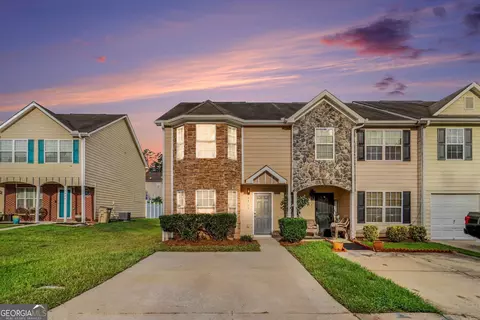 6865 Mountain Cir, Riverdale, GA 30274