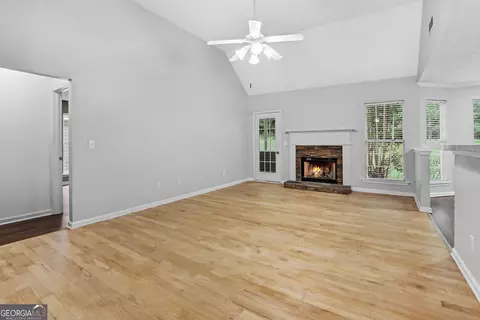 250 Dillion Dr, Hampton, GA 30228 photo 8