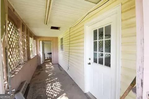 Exterior - 269 N Dorsey Rd, Hampton, GA 30228 photo 4 of 8