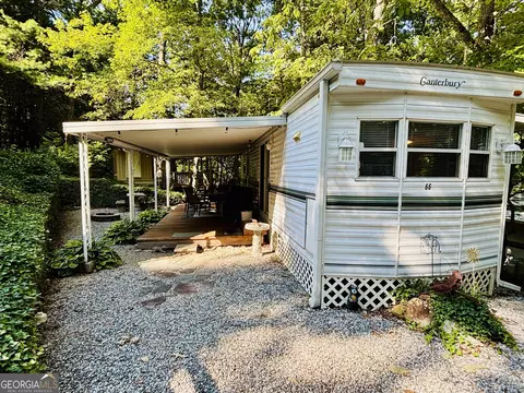 66 Timberview Dr, Cleveland, GA 30528