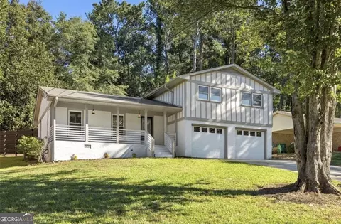 1756 W Caribaea Trl SE, Atlanta, GA 30316