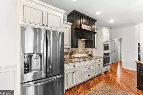 Kitchen - 309 Bridgehampton Way, Perry, GA 31069 photo 6 of 7