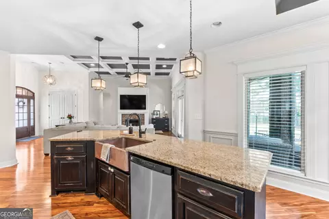 Kitchen - 309 Bridgehampton Way, Perry, GA 31069 photo 5 of 7