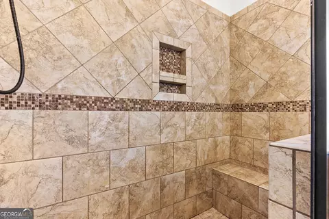 Bath - 309 Bridgehampton Way, Perry, GA 31069 photo 7 of 8