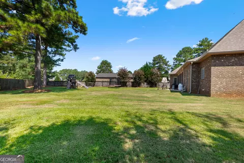 Exterior - 309 Bridgehampton Way, Perry, GA 31069 photo 19 of 24