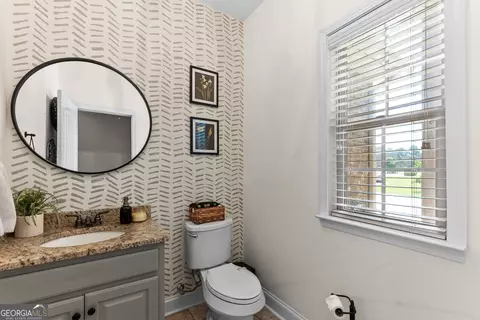Bath - 309 Bridgehampton Way, Perry, GA 31069 photo 1 of 8