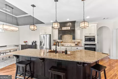 Kitchen - 309 Bridgehampton Way, Perry, GA 31069 photo 2 of 7