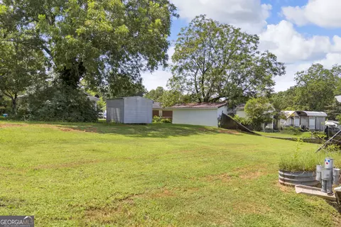 Exterior - 145 Peach St, Commerce, GA 30529 photo 10 of 13