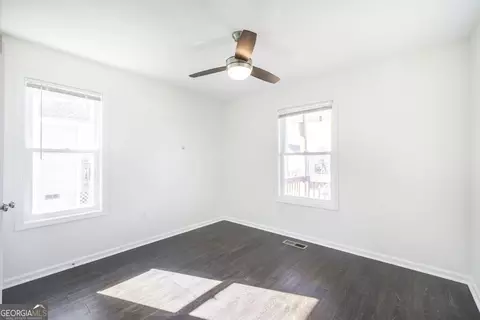 Bedroom - 338 Monroe St, Macon, GA 31201 photo 2 of 3