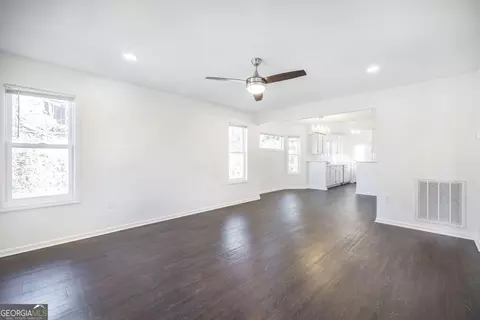 Living - 338 Monroe St, Macon, GA 31201 photo 1 of 4