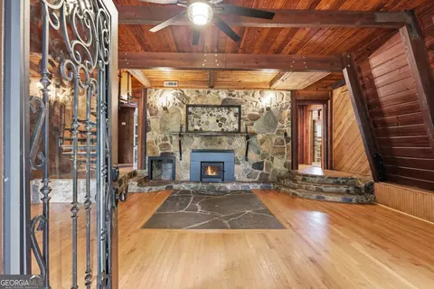 Entry Way - 932 Camp Mikell Rd, Toccoa, GA 30577 photo 1 of 3