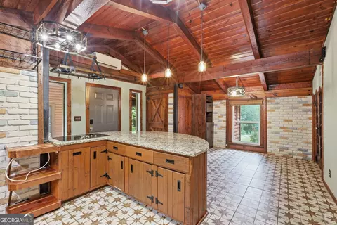 Kitchen - 932 Camp Mikell Rd, Toccoa, GA 30577 photo 4 of 6