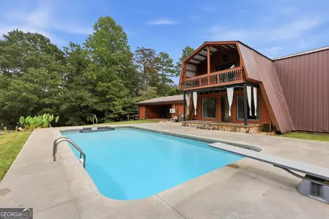 Exterior - 932 Camp Mikell Rd, Toccoa, GA 30577 photo 3 of 5