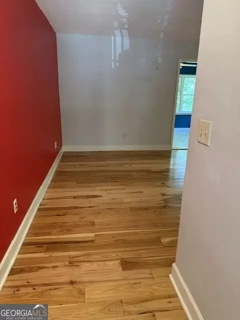30 Arpege Way NW, Atlanta, GA 30327