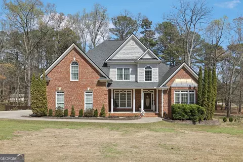 640 Ivy Lea Dr, Lawrenceville, GA 30045