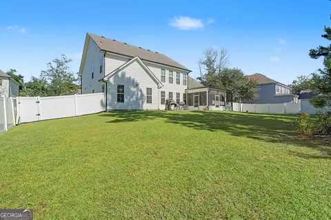 Exterior - 87 Crestview Dr, Guyton, GA 31312 photo 4 of 13