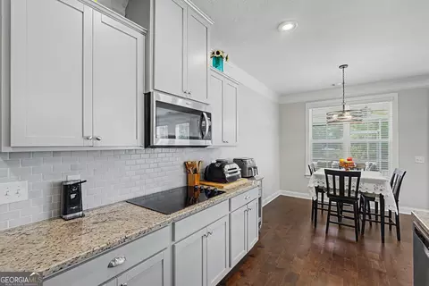 Kitchen - 87 Crestview Dr, Guyton, GA 31312 photo 3 of 5