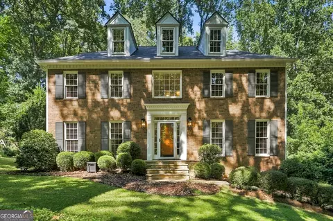 1398 Rivermist Dr SW, Lilburn, GA 30047