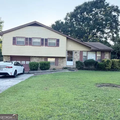 6411 Forest Haven Ln, Riverdale, GA 30274