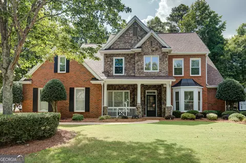430 Lake Forest Dr, Newnan, GA 30265