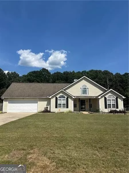 310 Windermere Dr, Loganville, GA 30052