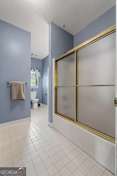 Bath - 215 Dorsey Rd, Hampton, GA 30228 photo 5 of 8