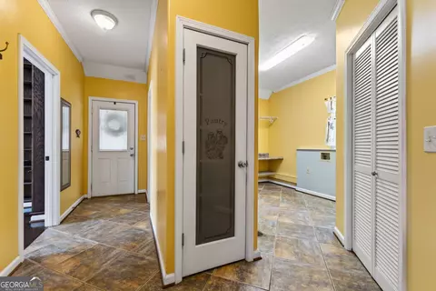 Entry Way - 215 Dorsey Rd, Hampton, GA 30228 photo 3 of 5