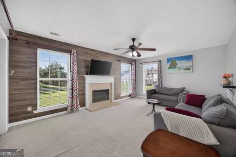 Living - 362 Summit View Dr, Mcdonough, GA 30253 photo 2 of 3