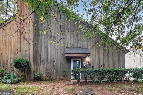 43 Willowick Ct, Lithonia, GA 30038