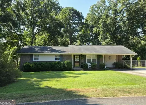 634 Pine Glen Dr, Thomaston, GA 30286