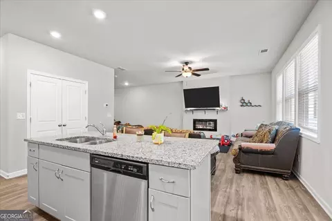 Entry Way - Undisclosed, Calhoun, GA 30701 photo 1 of 1