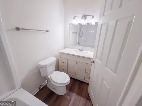 Bath - 1812 Empress Ave, Augusta, GA 30906 photo 1 of 4