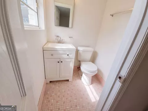 Bath - 1812 Empress Ave, Augusta, GA 30906 photo 4 of 4