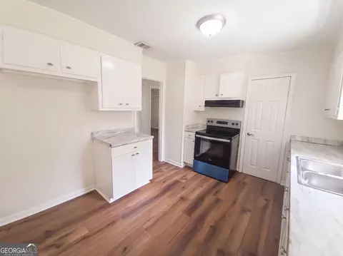 Kitchen - 1812 Empress Ave, Augusta, GA 30906 photo 3 of 3