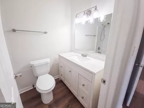 Bath - 1812 Empress Ave, Augusta, GA 30906 photo 2 of 4