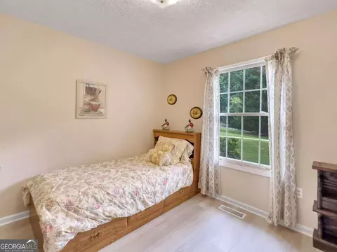 Bedroom - 240 Riverview Rd, Jackson, GA 30233 photo 1 of 6