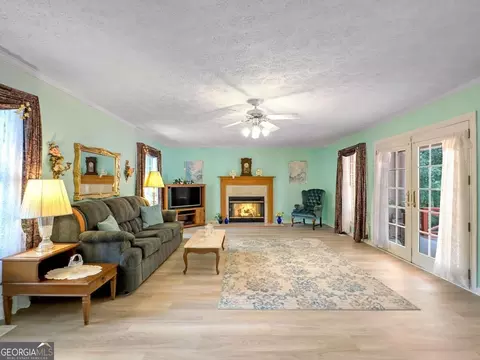 Living - 240 Riverview Rd, Jackson, GA 30233 photo 1 of 5