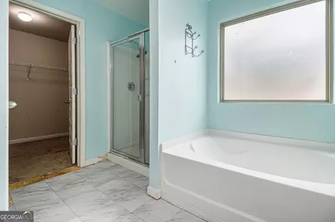Bath - 10994 Genova Ter, Hampton, GA 30228 photo 1 of 2