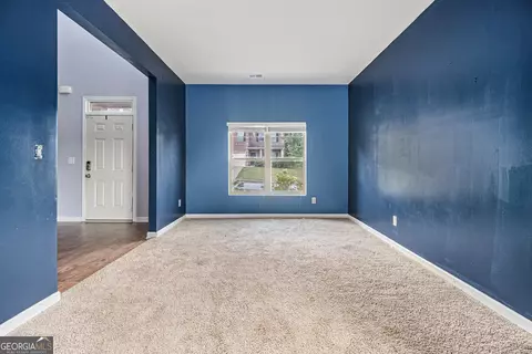 Living - 10994 Genova Ter, Hampton, GA 30228 photo 3 of 5