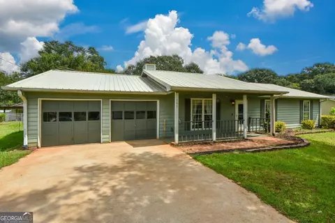 105 Gwenellen Dr, Locust Grove, GA 30248