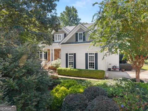4614 Chartwell Chase Ct, Flowery Branch, GA 30542