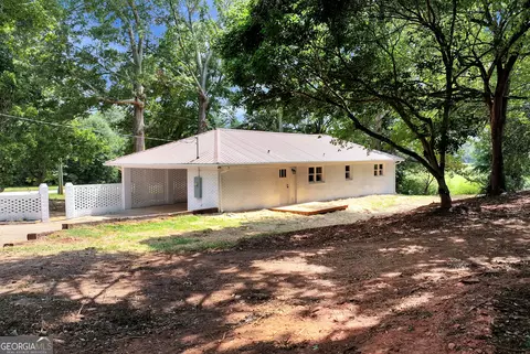 Exterior - 2357 Comer Rd, Comer, GA 30629 photo 5 of 11
