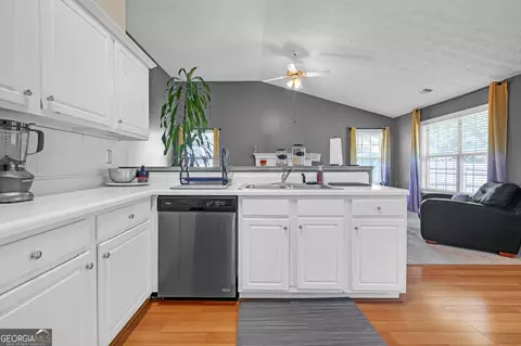 Kitchen - 200 Syracuse Ln, Covington, GA 30016 photo 2 of 3