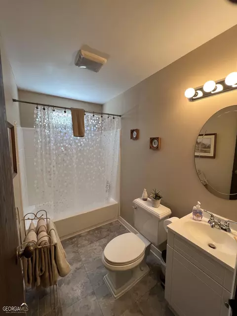 Bath - 85 St Moritz Dr, Pine Mountain, GA 31822 photo 2 of 2