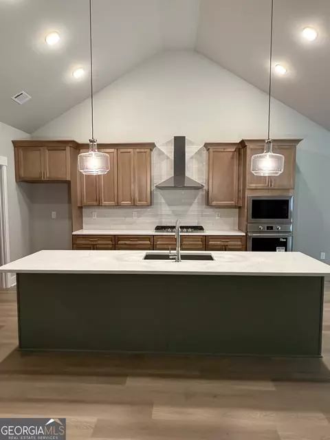 Kitchen - 404 Tanners Bridge Rd, Bethlehem, GA 30620 photo 2 of 5