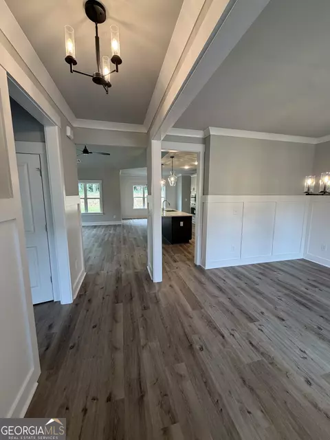 Entry Way - 396 Tanners Bridge Rd, Bethlehem, GA 30620 photo 1 of 2