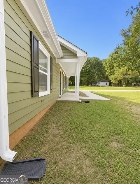 Exterior - 1220 Claywill Cir, Monroe, GA 30655 photo 3 of 6