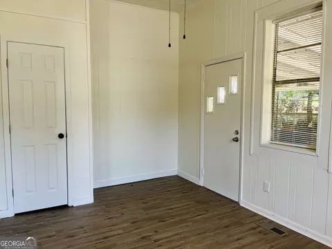 Living - 1405 Austin St, Lagrange, GA 30240 photo 11 of 11