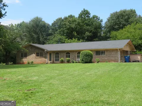 6505 Cherie Ln, College Park, GA 30349